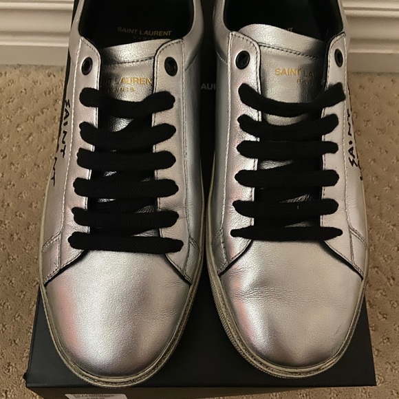 Saint Laurent metallic leather sneakers - Picture 3 of 5
